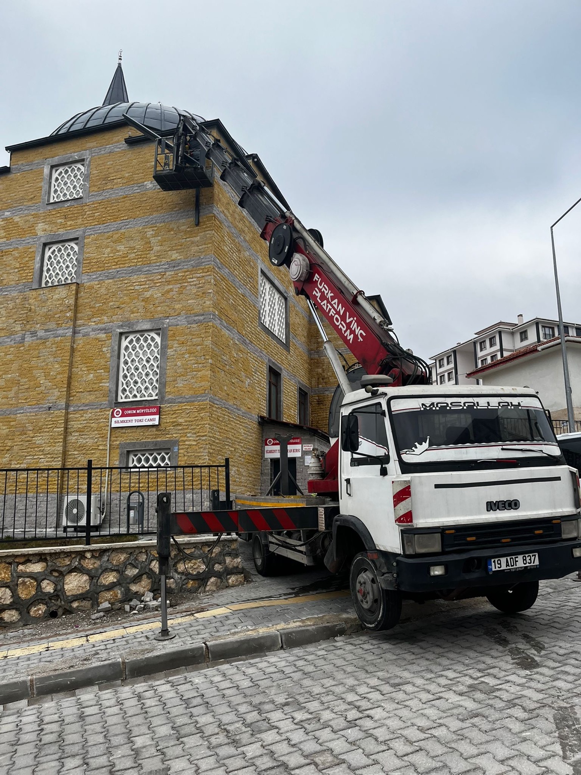 Çorum beton silo kaldırma vinç hizmeti